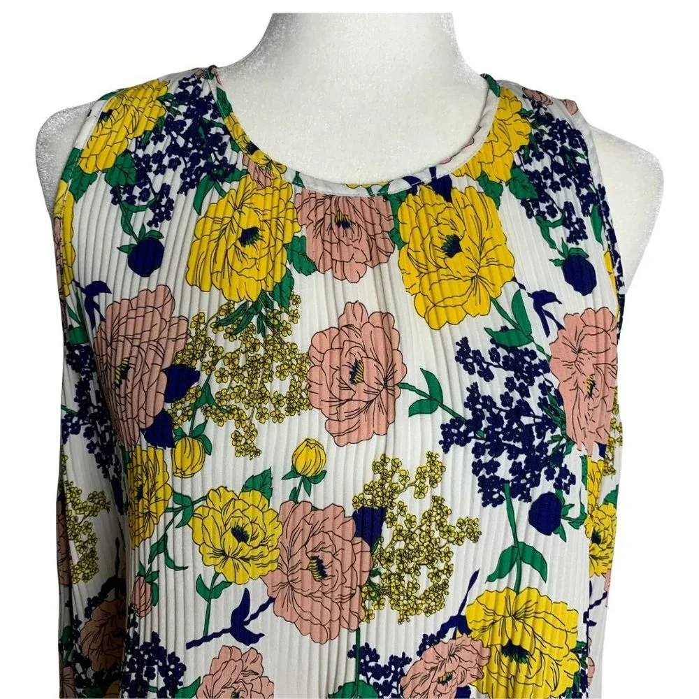 Carolina Belle Accordion Pleat Tank Top M White Floral Round Neck Key Hole - Picture 2 of 6